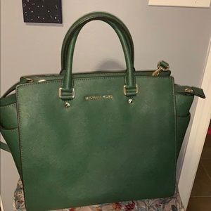 Michael kors purse